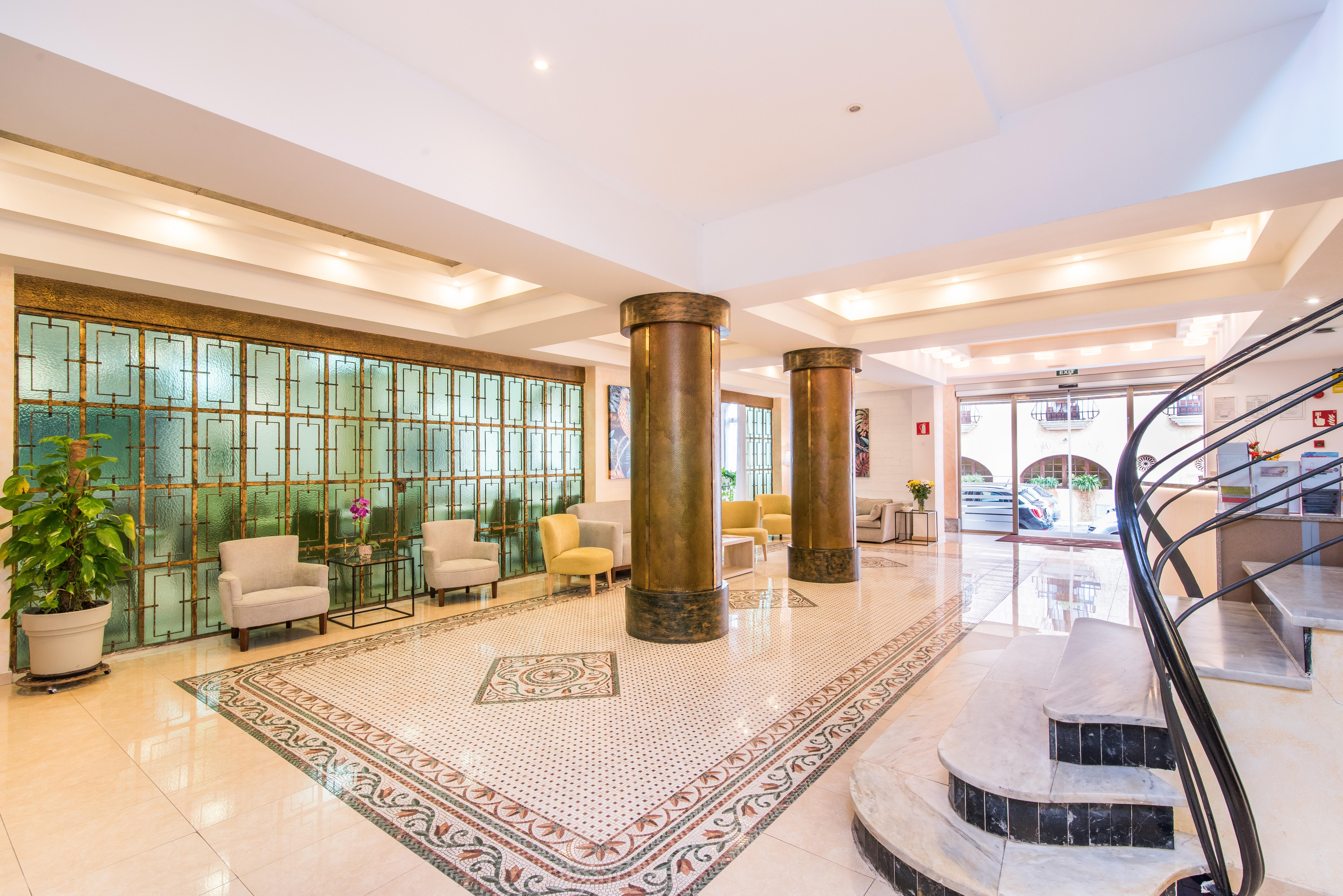 Hotel Baviera Cala Ratjada  Extérieur photo