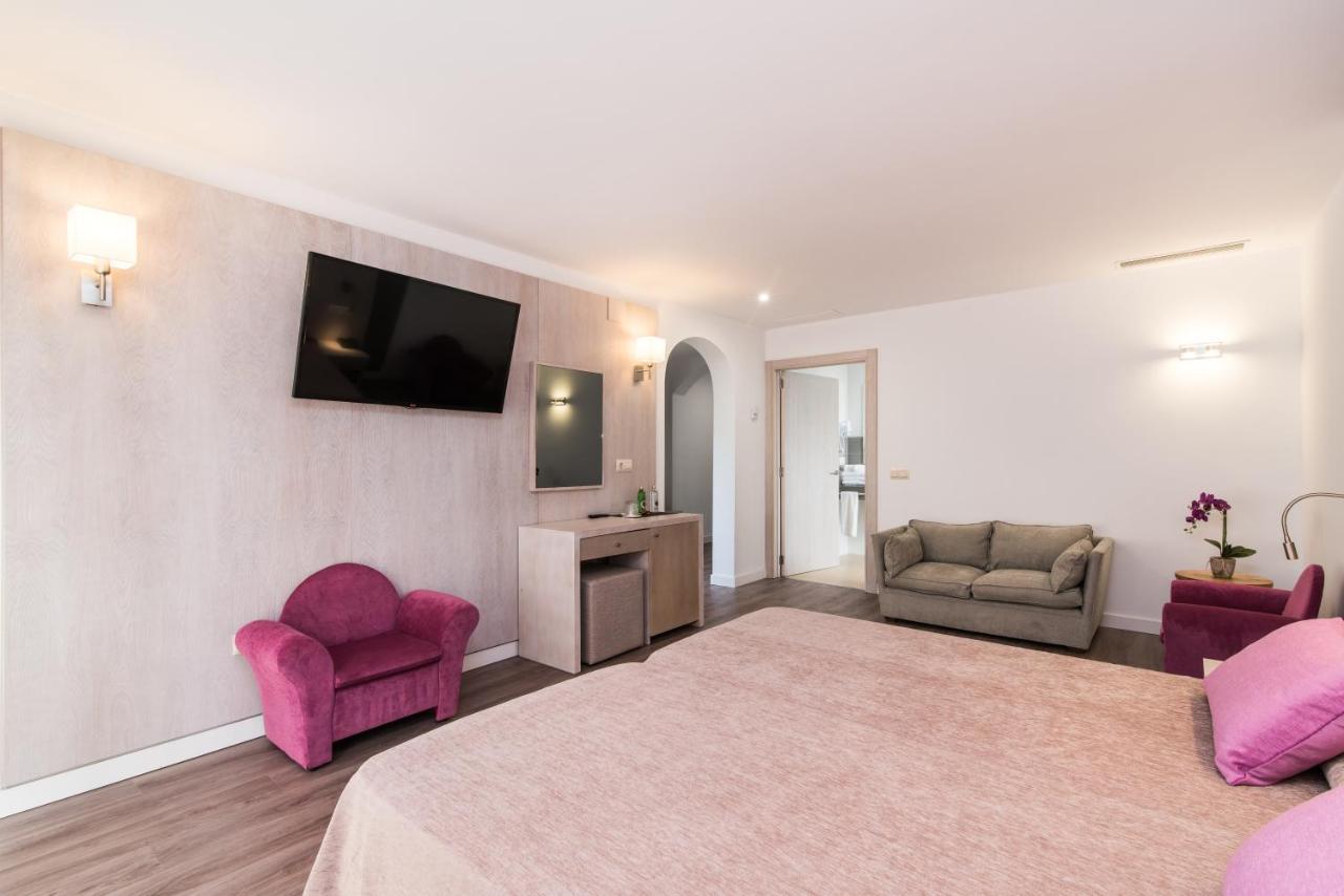 Hotel Baviera Cala Ratjada  Extérieur photo